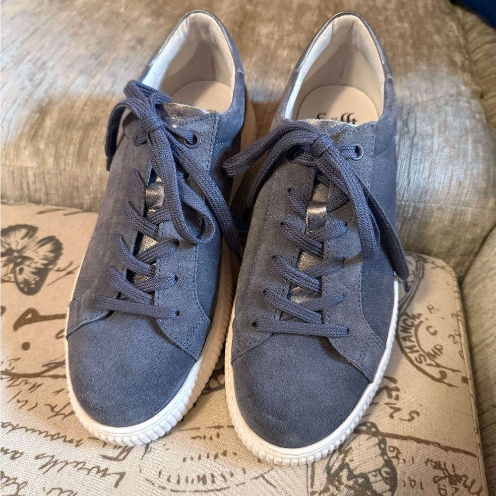 Stylish Blue Suede Sneakers